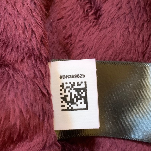 The North Face Osito Jacket In Deep Garnet Red - Picture 5 of 7